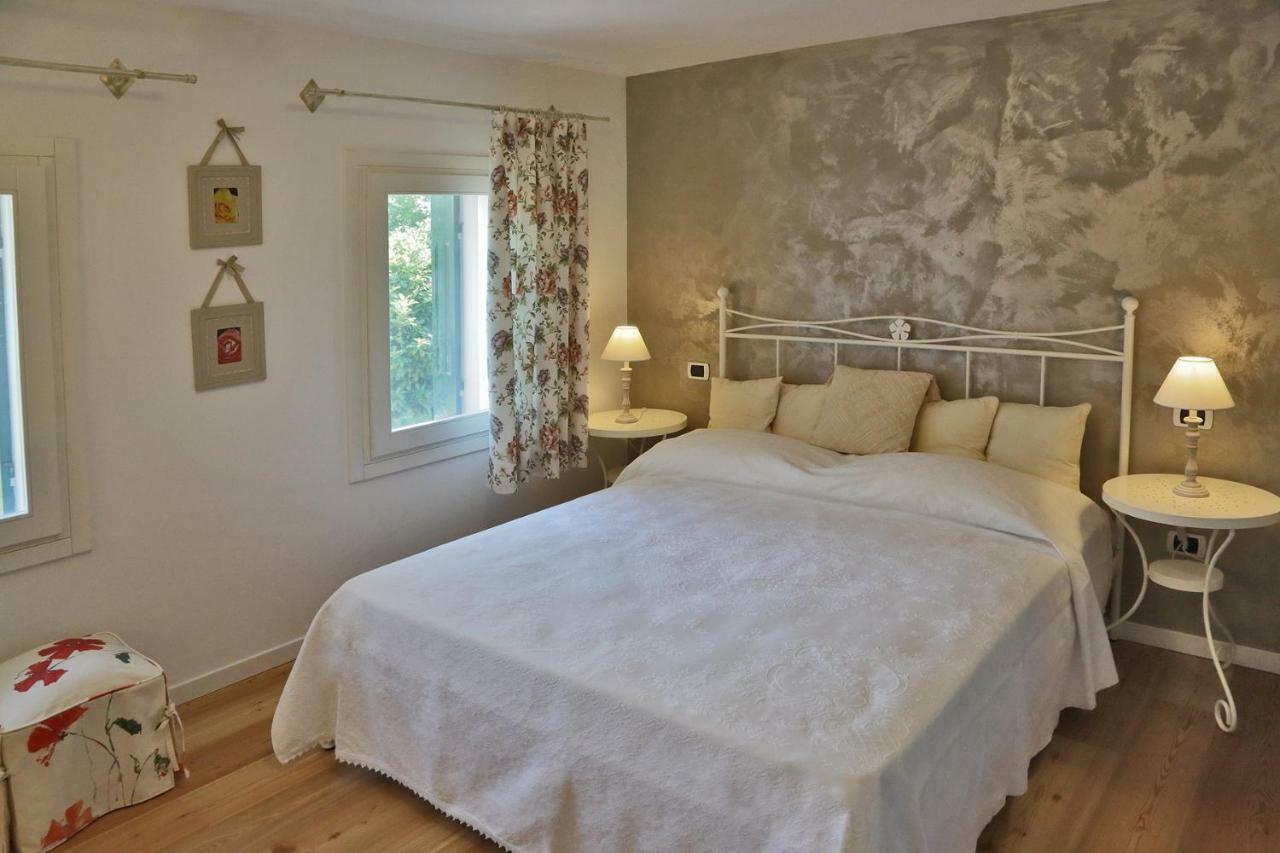La Fonte Bed & Breakfast Fontanafredda ภายนอก รูปภาพ